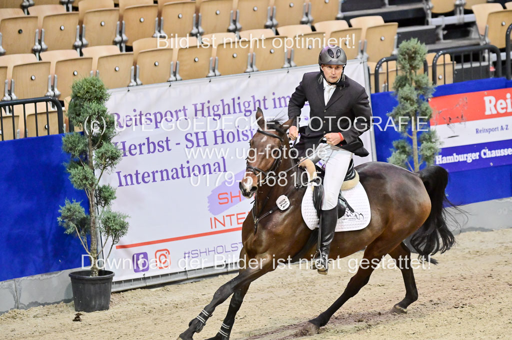 SH Holstein International 21-24.10.2021 Neumünster | Pfg 6 Last Chance Silber Tour _055