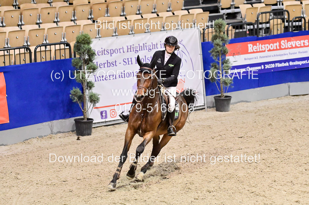SH Holstein International 21-24.10.2021 Neumünster | Pfg 6 Last Chance Silber Tour _204