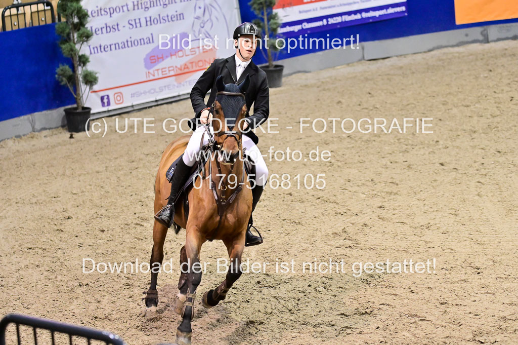SH Holstein International  21-24.10.2021 Neumünster | Pfg 6 Last Chance  Silber  Tour _222 