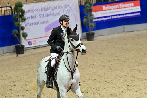 SH Holstein International  21-24.10.2021 Neumünster | Pfg 6 Last Chance  Silber  Tour _262 