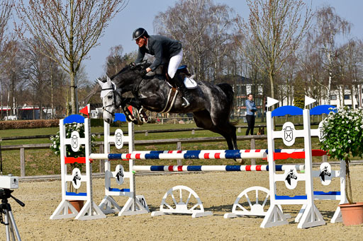  | 24032022-Springpferde L_117 