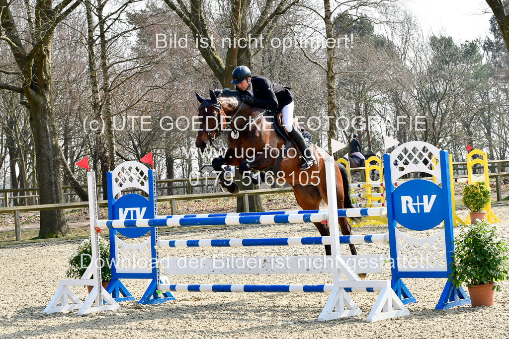  | 24032022-Springen L_107 