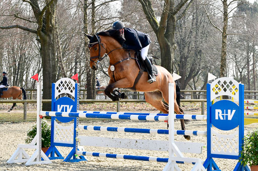  | 24032022-Springen L_047 