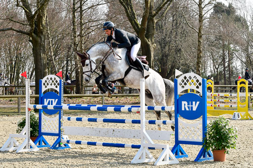  | 24032022-Springen L_132 