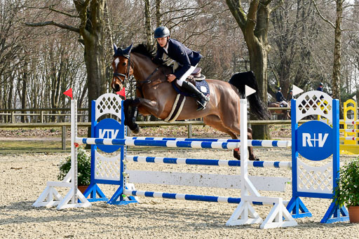  | 24032022-Springen L_136 