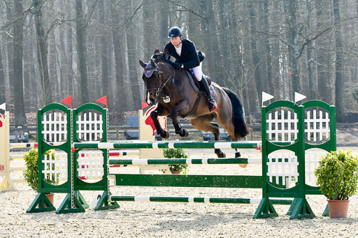  | 24032022-Springen L_145 