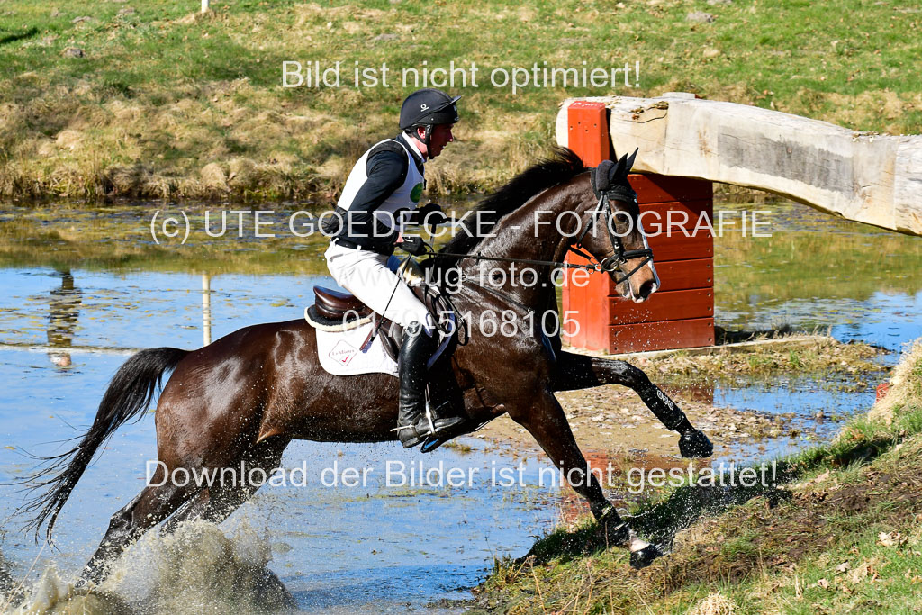  | Aldinger, Nicolai 270322 _39 