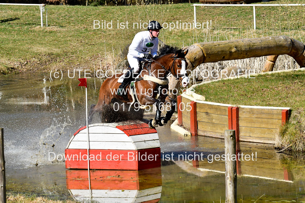  | Forsberg, Christoffer 270322_18 