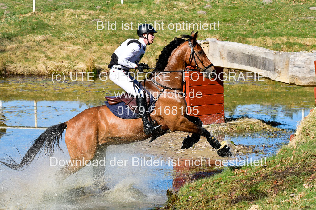  | Knaak, Ben Philipp  270322_05 