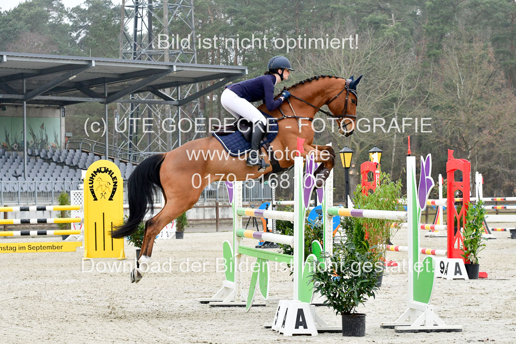  | Laumann, Emilie 270322_03 