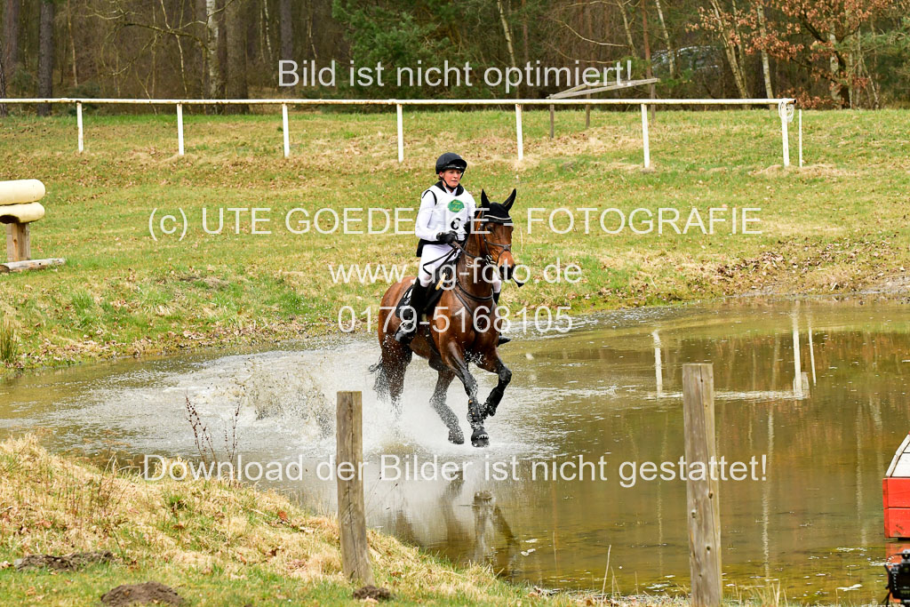  | Leube, Sophie 270322_13 