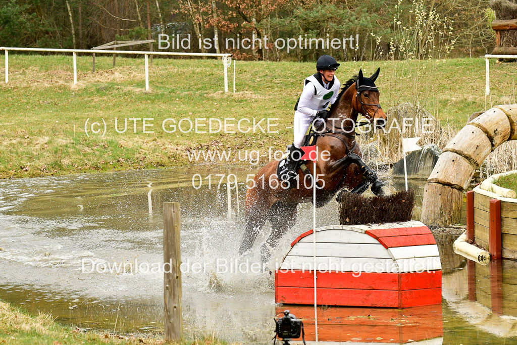  | Leube, Sophie 270322_14 