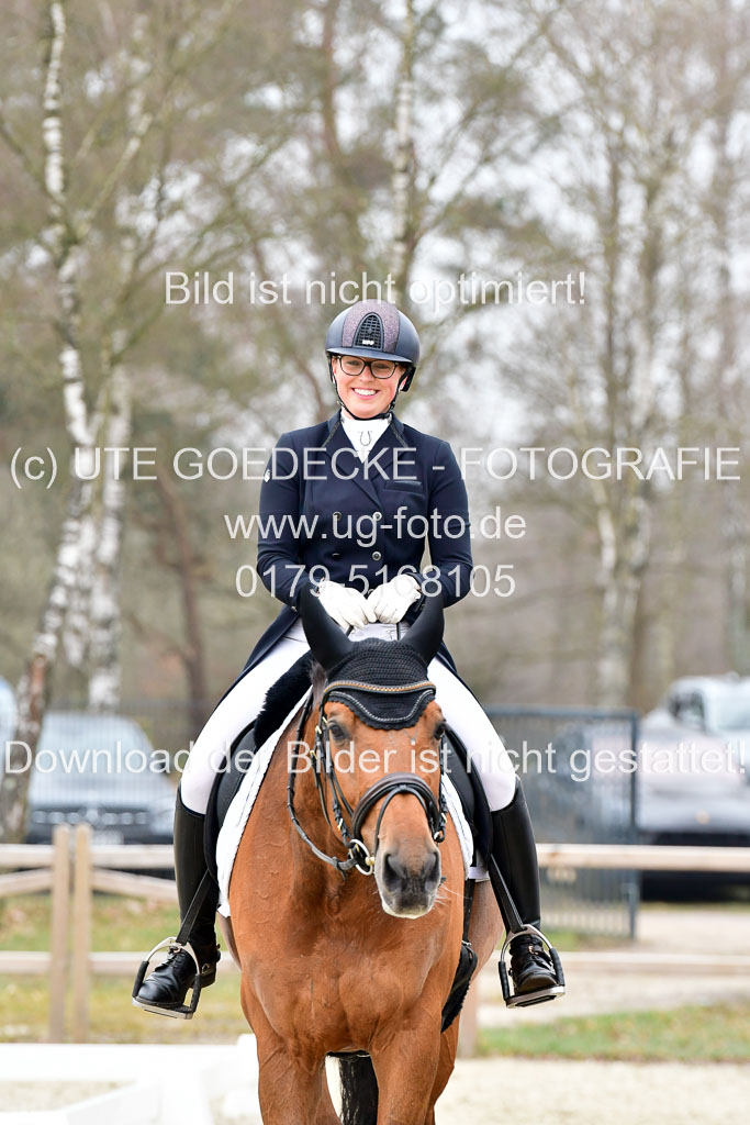 | Spiering, Nele 270322_05 