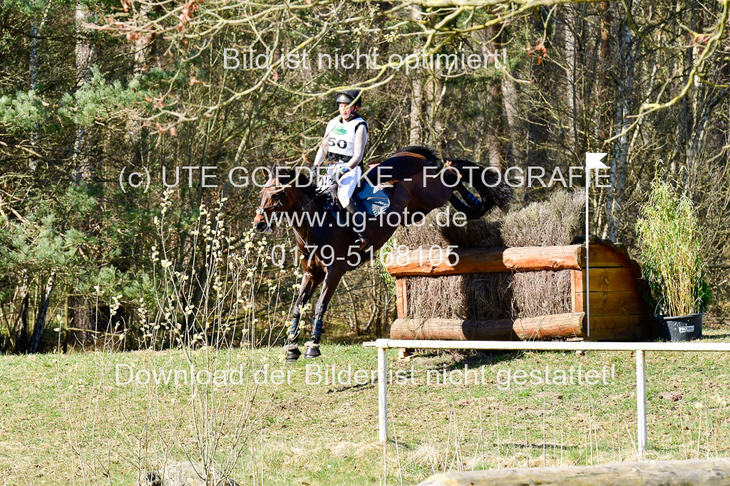  | Warner, Julia 270322_03 