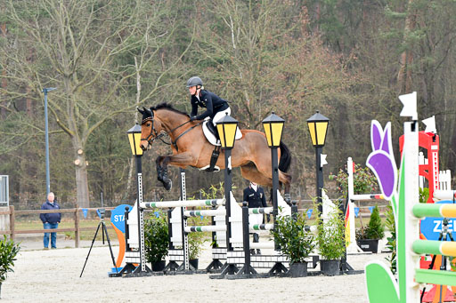  | Dibowski, Alina 270322_04 