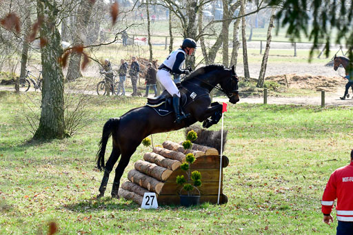  | Jankowski, Beeke 270322 _14 