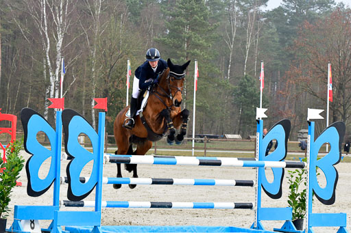  | Leube, Sophie 270322_06 