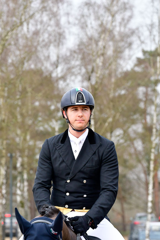  | Riva, Umberto 270322_02 