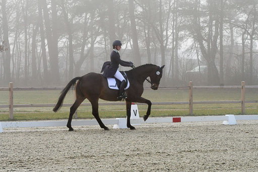  | Schultes, Nina 270322_02 