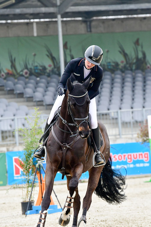  | Siemer, Anna  270322_33 