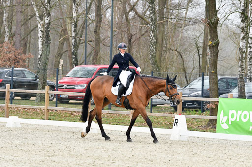  | Spiering, Nele 270322_03 