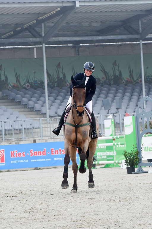  | Tietz, Katharina 270322_05 