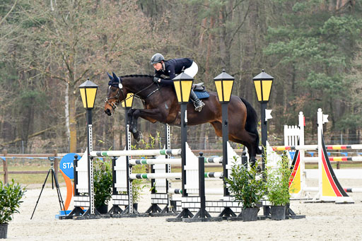  | Wewer, Jule  27u0322_07 