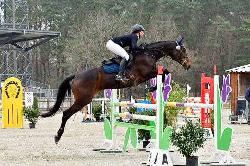  | Wewer, Jule  27u0322_08 