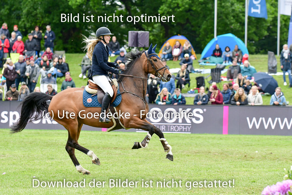 Deutsches Spring-und Dressur-Derby 2022 | 29052022 Spooks Derby SML_005 