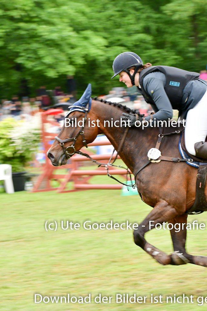 Deutsches Spring-und Dressur-Derby 2022 | 29052022 Spooks Derby SML_057 