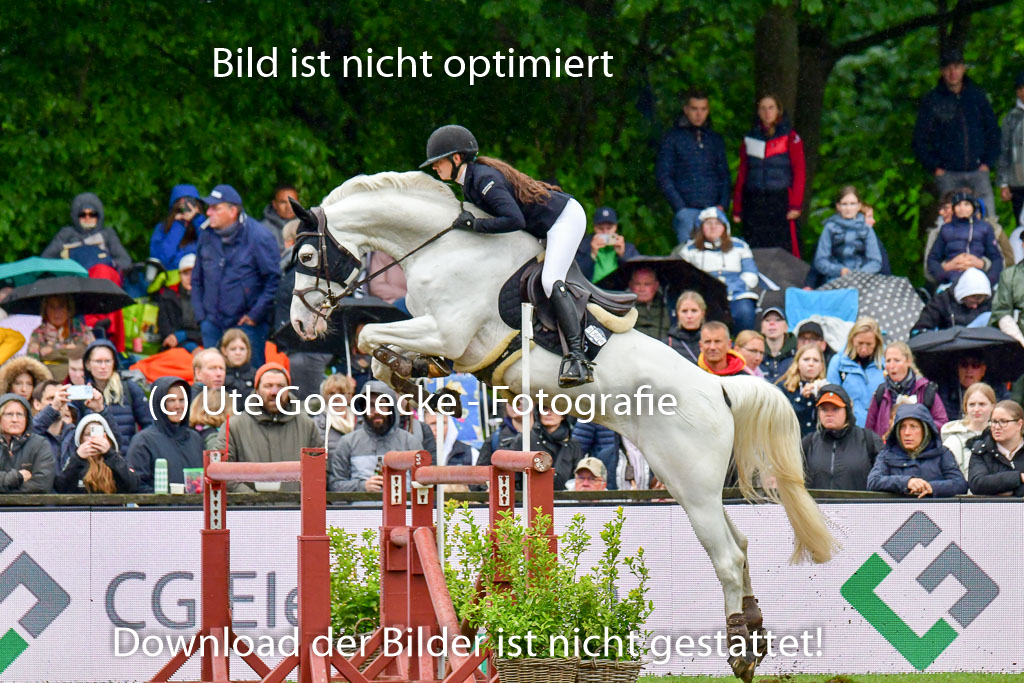 Deutsches Spring-und Dressur-Derby 2022 | 29052022 Spooks Derby SML_305 
