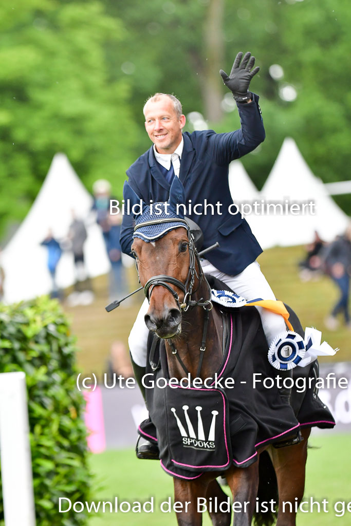 Deutsches Spring-und Dressur-Derby 2022 | 29052022 Spooks S-M-L Tour_385 