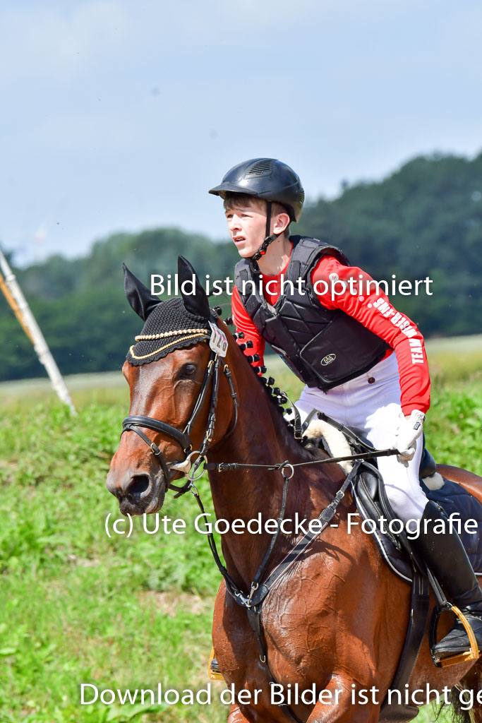Goldene Schärpe Pferde  in Löningen  11+12.6.22 | 11062022 - Gelände 1 Abt_0708 