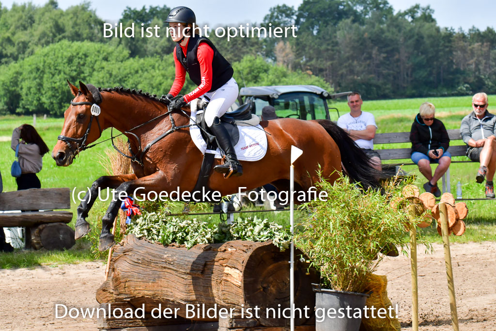Goldene Schärpe Pferde  in Löningen  11+12.6.22 | 11062022 - Gelände 1 Abt_0761 