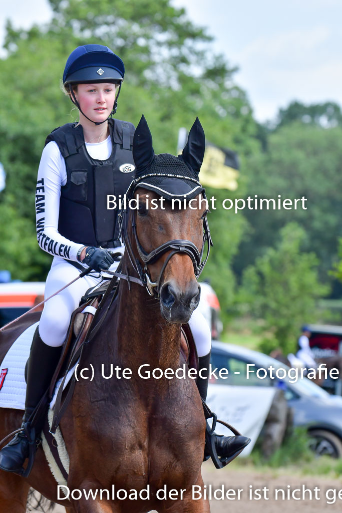 Goldene Schärpe Pferde  in Löningen  11+12.6.22 | 11062022 - Gelände 1 Abt_0939 