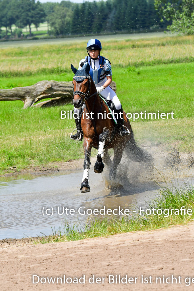 Goldene Schärpe Pferde  in Löningen  11+12.6.22 | 11062022 - Gelände 1 Abt_1001 