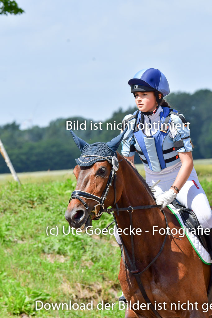 Goldene Schärpe Pferde  in Löningen  11+12.6.22 | 11062022 - Gelände 1 Abt_1007 