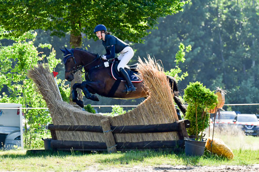 Goldene Schärpe PFerde  in Löningen  11+12.6.22 | 11062022 - Gelände 1 Abt_0014 