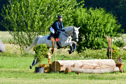 Goldene Schärpe PFerde  in Löningen  11+12.6.22 | 11062022 - Gelände 1 Abt_0080 