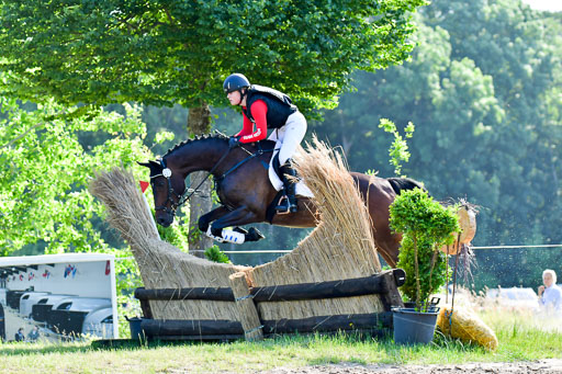 Goldene Schärpe PFerde  in Löningen  11+12.6.22 | 11062022 - Gelände 1 Abt_0277 