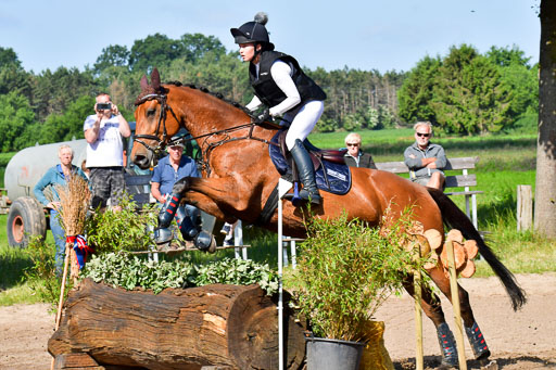 Goldene Schärpe PFerde  in Löningen  11+12.6.22 | 11062022 - Gelände 1 Abt_0321 