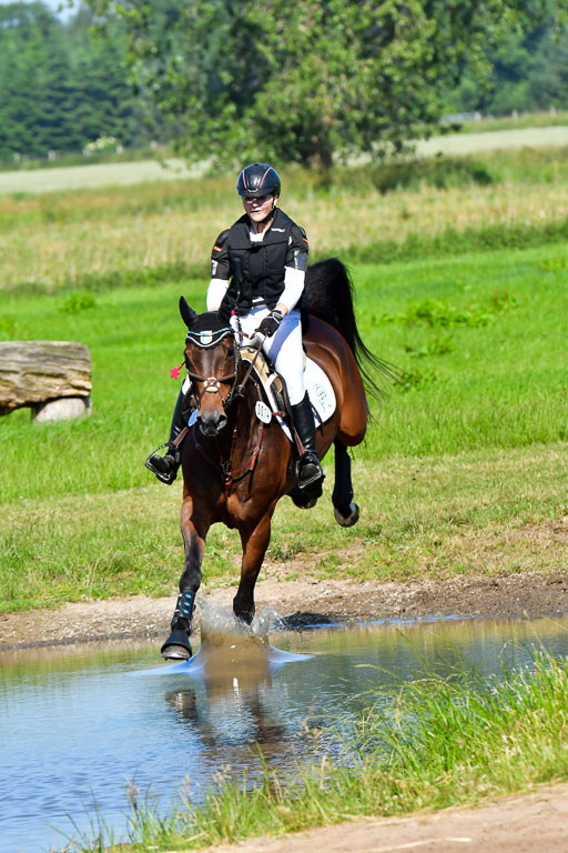 Goldene Schärpe PFerde  in Löningen  11+12.6.22 | 11062022 - Gelände 1 Abt_0383 