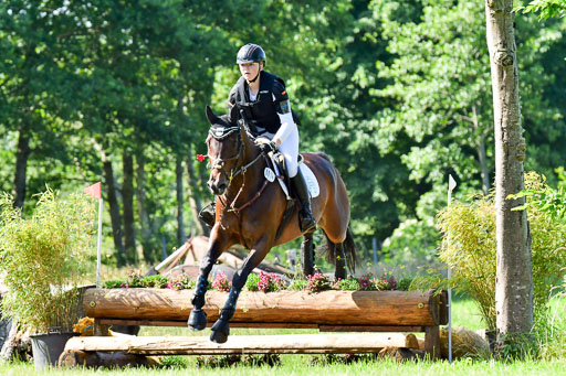 Goldene Schärpe PFerde  in Löningen  11+12.6.22 | 11062022 - Gelände 1 Abt_0395 