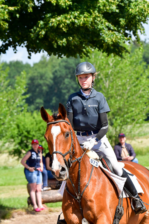 Goldene Schärpe PFerde  in Löningen  11+12.6.22 | 11062022 - Gelände 1 Abt_0435 