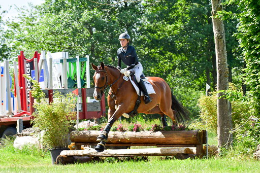 Goldene Schärpe PFerde  in Löningen  11+12.6.22 | 11062022 - Gelände 1 Abt_0447 
