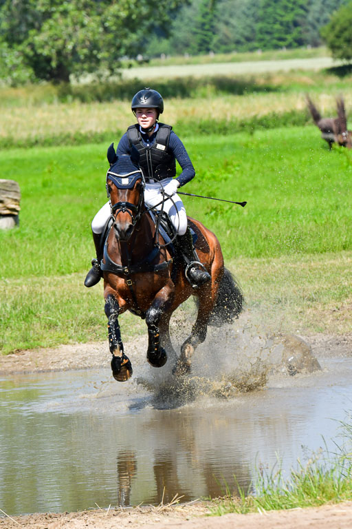 Goldene Schärpe Pferde  in Löningen  11+12.6.22 | 11062022 - Gelände 1 Abt_0583 