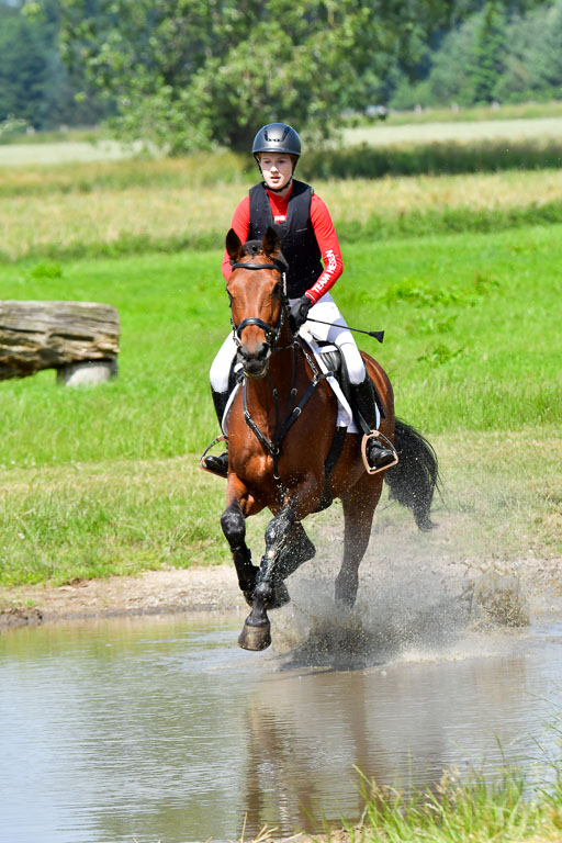 Goldene Schärpe Pferde  in Löningen  11+12.6.22 | 11062022 - Gelände 1 Abt_0750 