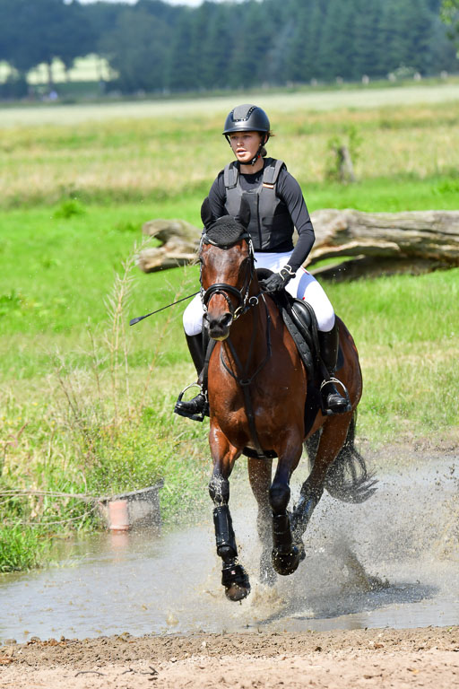 Goldene Schärpe Pferde  in Löningen  11+12.6.22 | 11062022 - Gelände 1 Abt_0797 