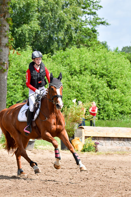 Goldene Schärpe Pferde  in Löningen  11+12.6.22 | 11062022 - Gelände 1 Abt_0845 