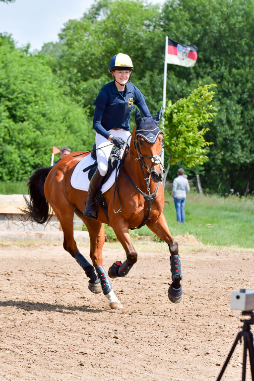 Goldene Schärpe Pferde  in Löningen  11+12.6.22 | 11062022 - Gelände 1 Abt_0893 